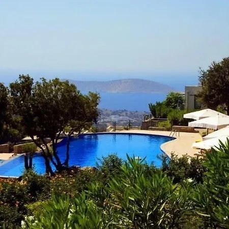 Villa Sleeps 6 With Pool And Air Con Ortakent